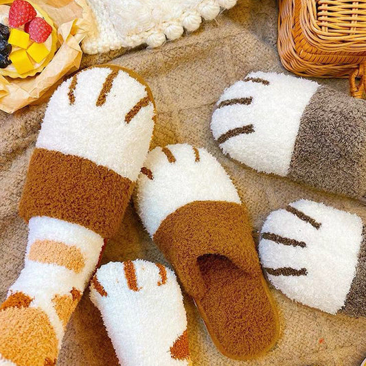 Plush Cartoon Cat Claw Slippers